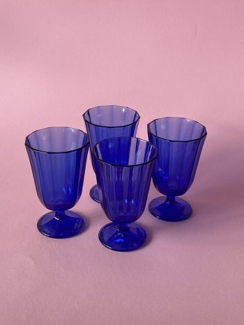 BLUE WINE GLASSES