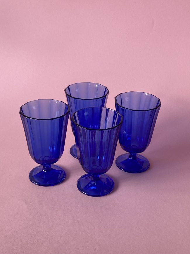 BLUE WINE GLASSES
