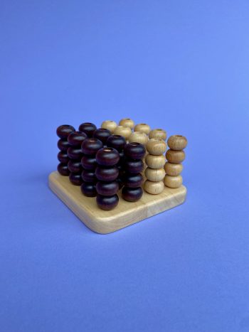 VIER GEWINNT / WOODEN GAME