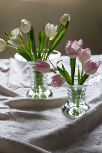RIFFLED GLAS VASE