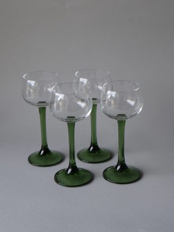 WINE GLASSES – SET OF 4