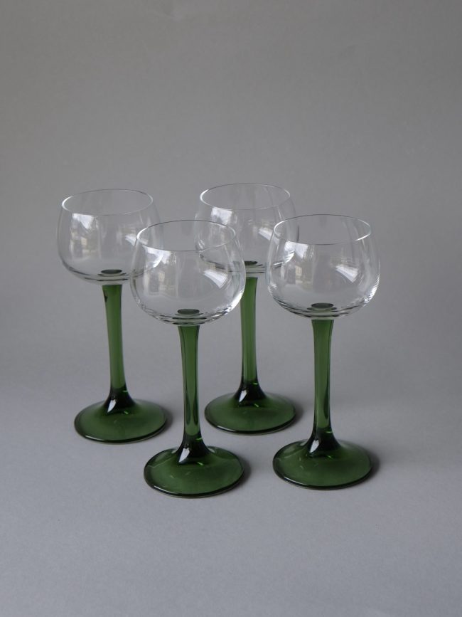 WINE GLASSES – SET OF 4