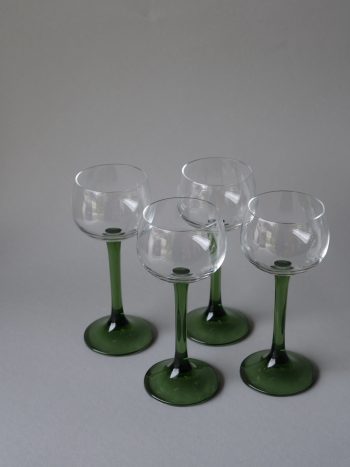 WINE GLASSES – SET OF 4