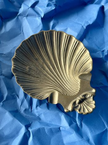 SHELL ASHTRAY