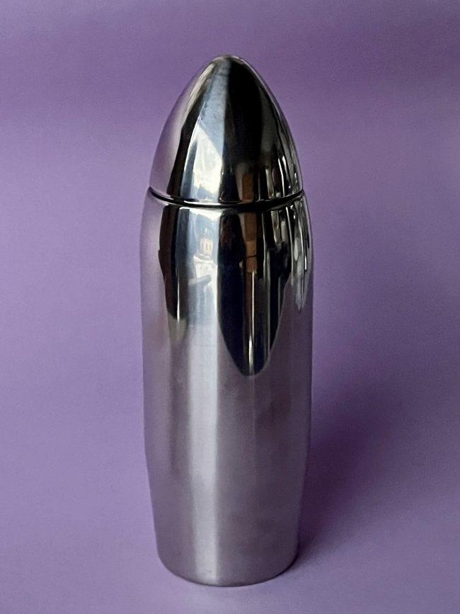 READY FOR TAKEOFF – VINTAGE BULLET COCKTAIL SHAKER
