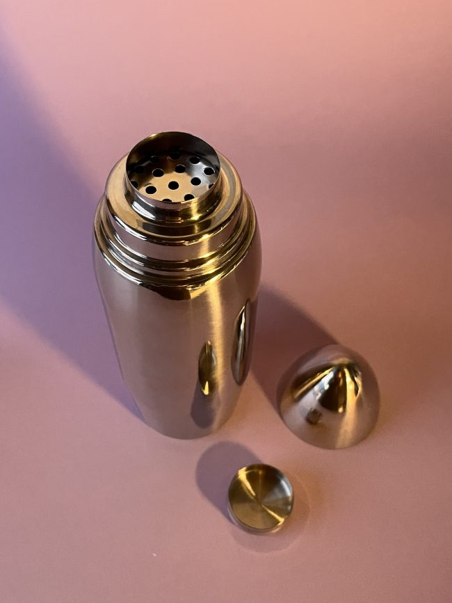 READY FOR TAKEOFF – VINTAGE BULLET COCKTAIL SHAKER