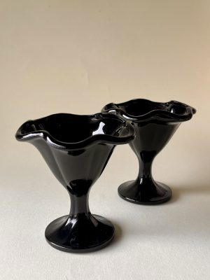 BLACK ICE CREAM CUP