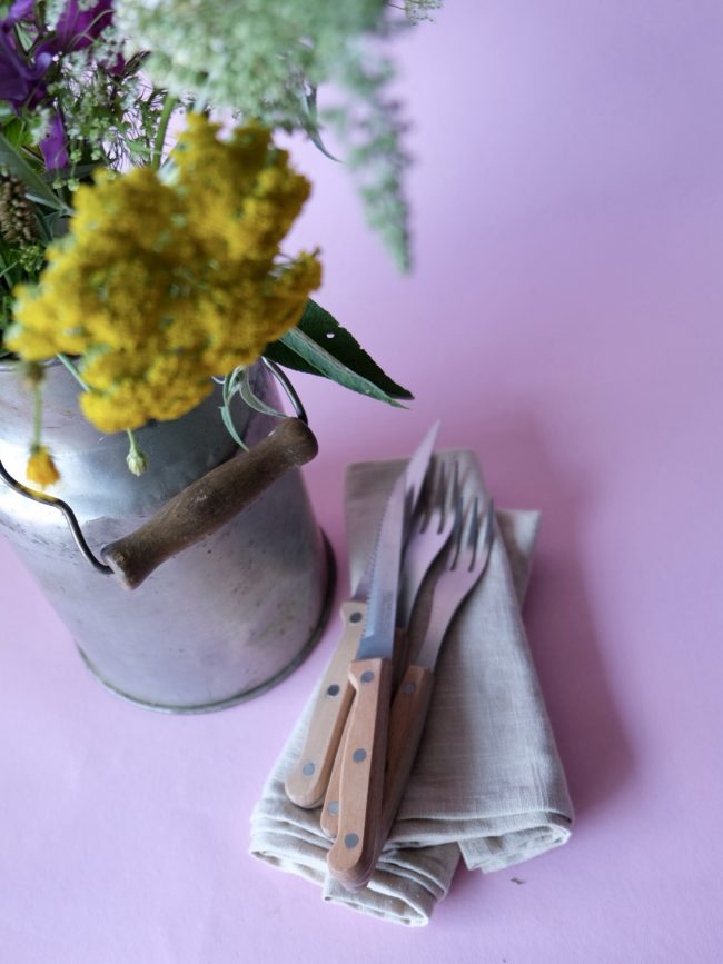 STAY A LITTLE LONGER – LINEN NAPKINS / SET OF 2