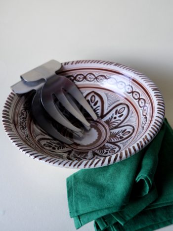 HAND IT OVER – SALAD SERVERS